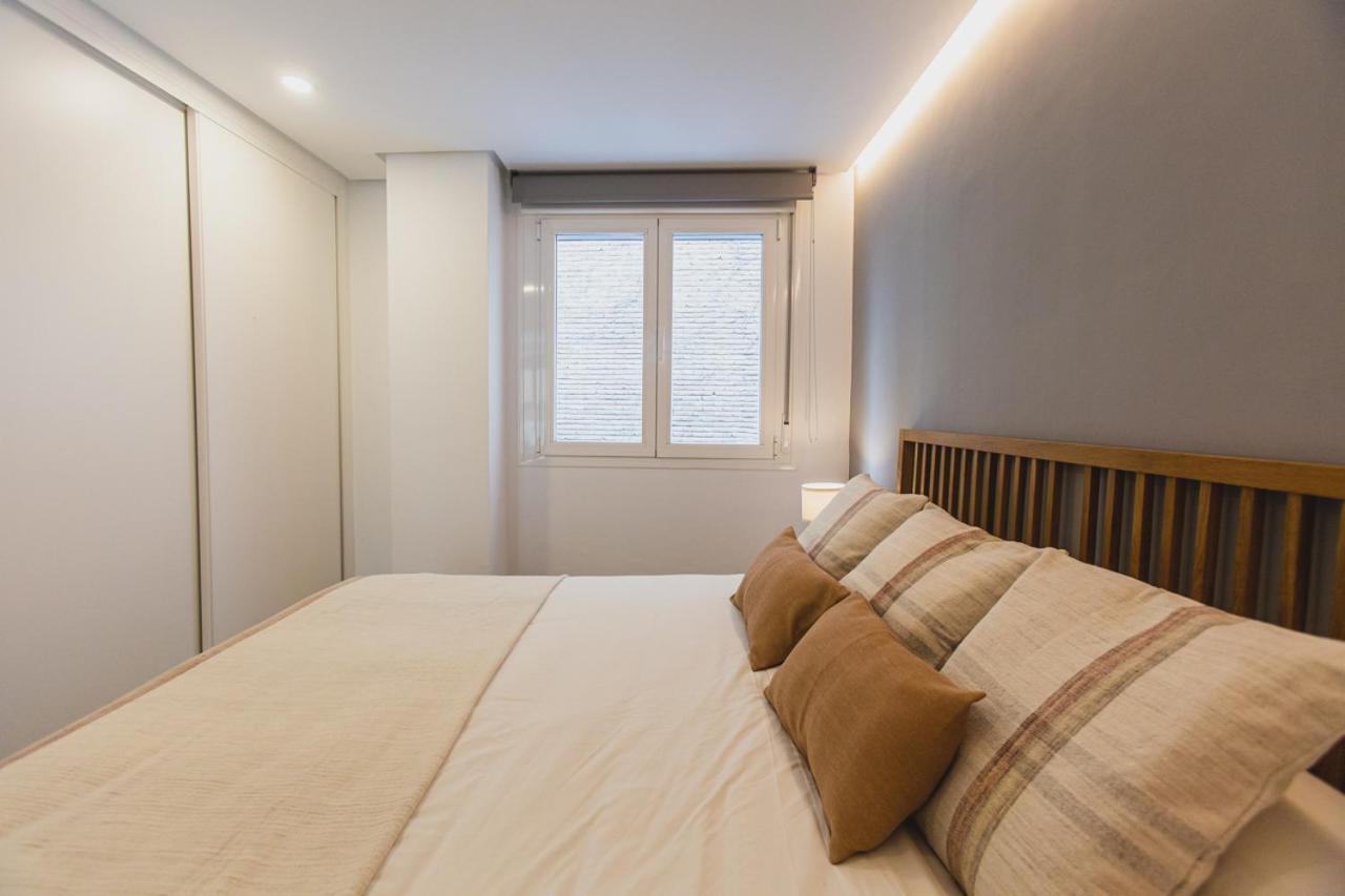 Casa Plaza Salvador Leilighet Sevilla Eksteriør bilde